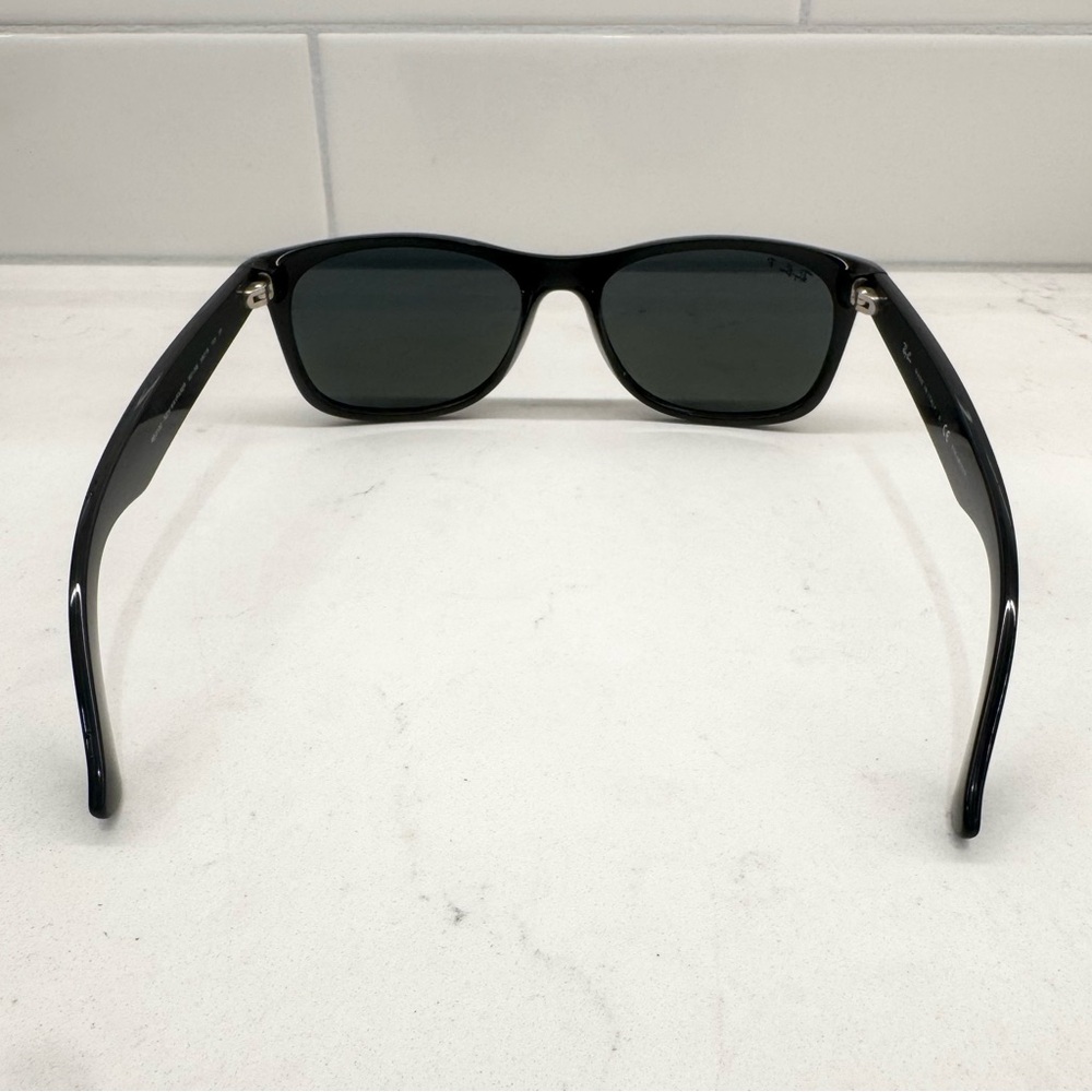 Ray-Ban Black New Wayfarer Polarized Sunglasses - Picture 6 of 6